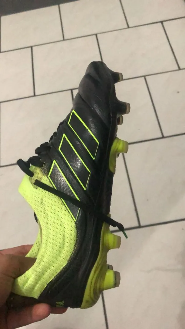 Chuteira Adidas Copa - Tamanho 39 /40
