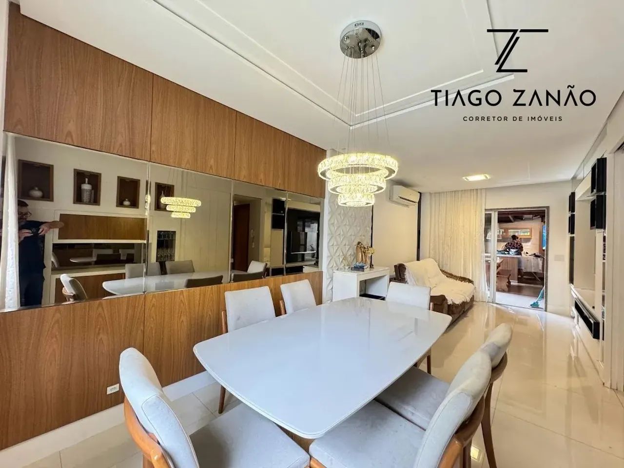 Casa duplex com 4 quartos/suíte no Condomínio Itatiaia em Colina de Laranjeiras