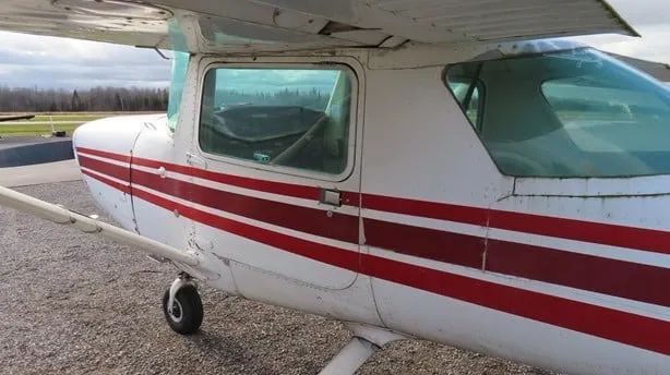 1980 CESSNA 152 - Foto 4