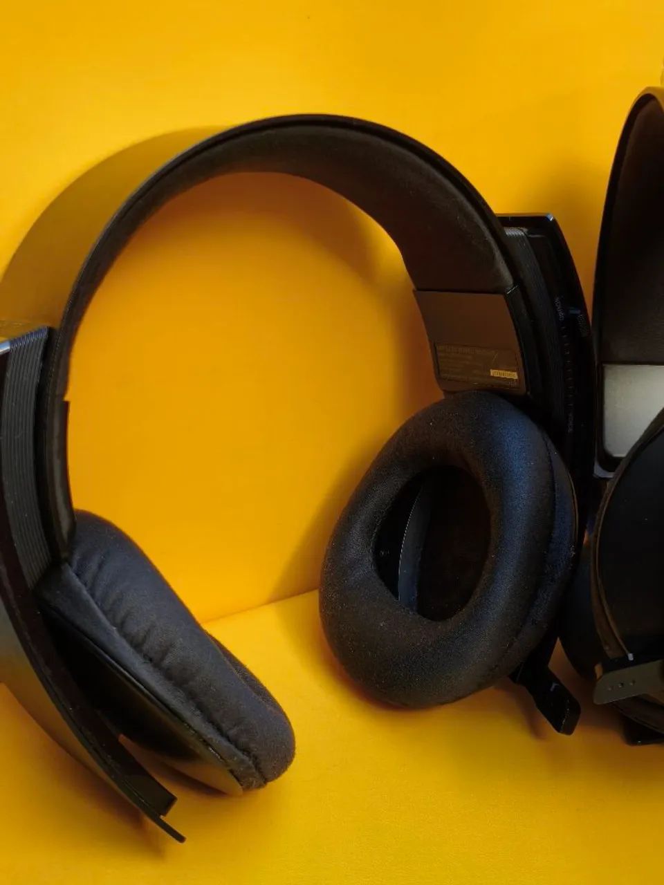 Fone sem fio Headset Sony Pulse 7.1 -  PS3--PS4-PS5-PC  (Leia) - Foto 2