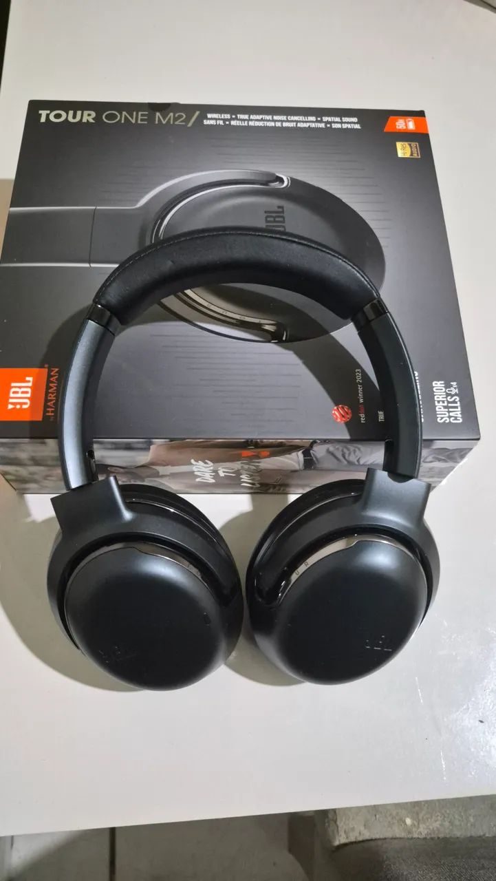 JBL Tour One M2