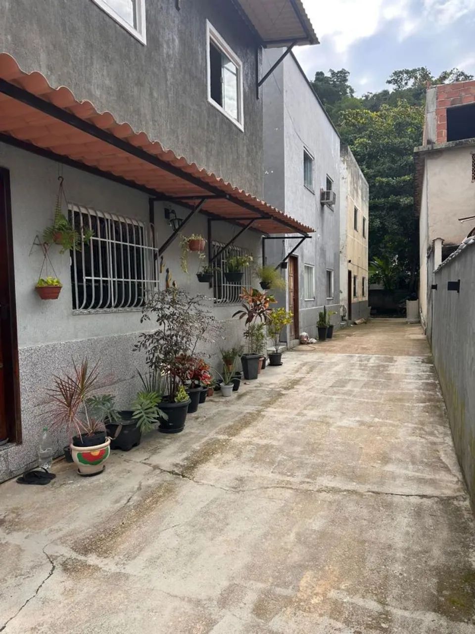 Casa 2 quartos Magé 