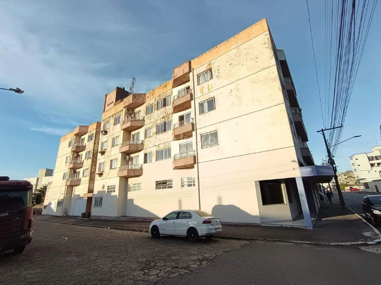 Apartamento para aluguel, 2 quartos, 1 vaga, Centro - Tubarão/SC