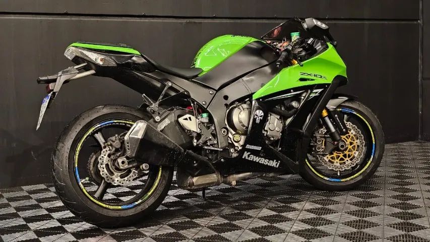 Kawasaki Zx-10/ Zx-10r 1000cc 2013 - 1495115197 | OLX