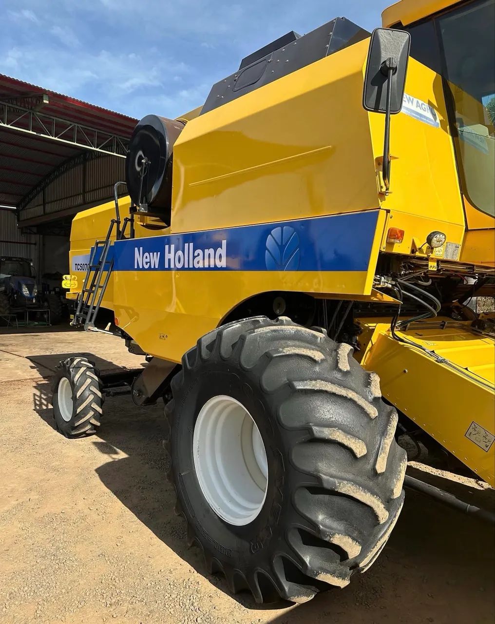 Colheitadeira New Holland 5070 13/13 - Entrada 10% - Foto 5