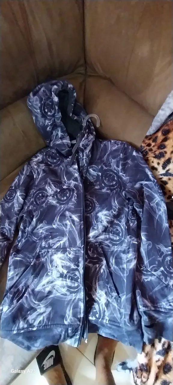 Blusa jaqueta tamanho g - Foto 2