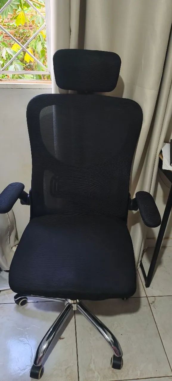CADEIRA ESCRITORIO COM APOIO PARA CABEÇA E LOMBAR , BASE CROMADA  - Foto 4