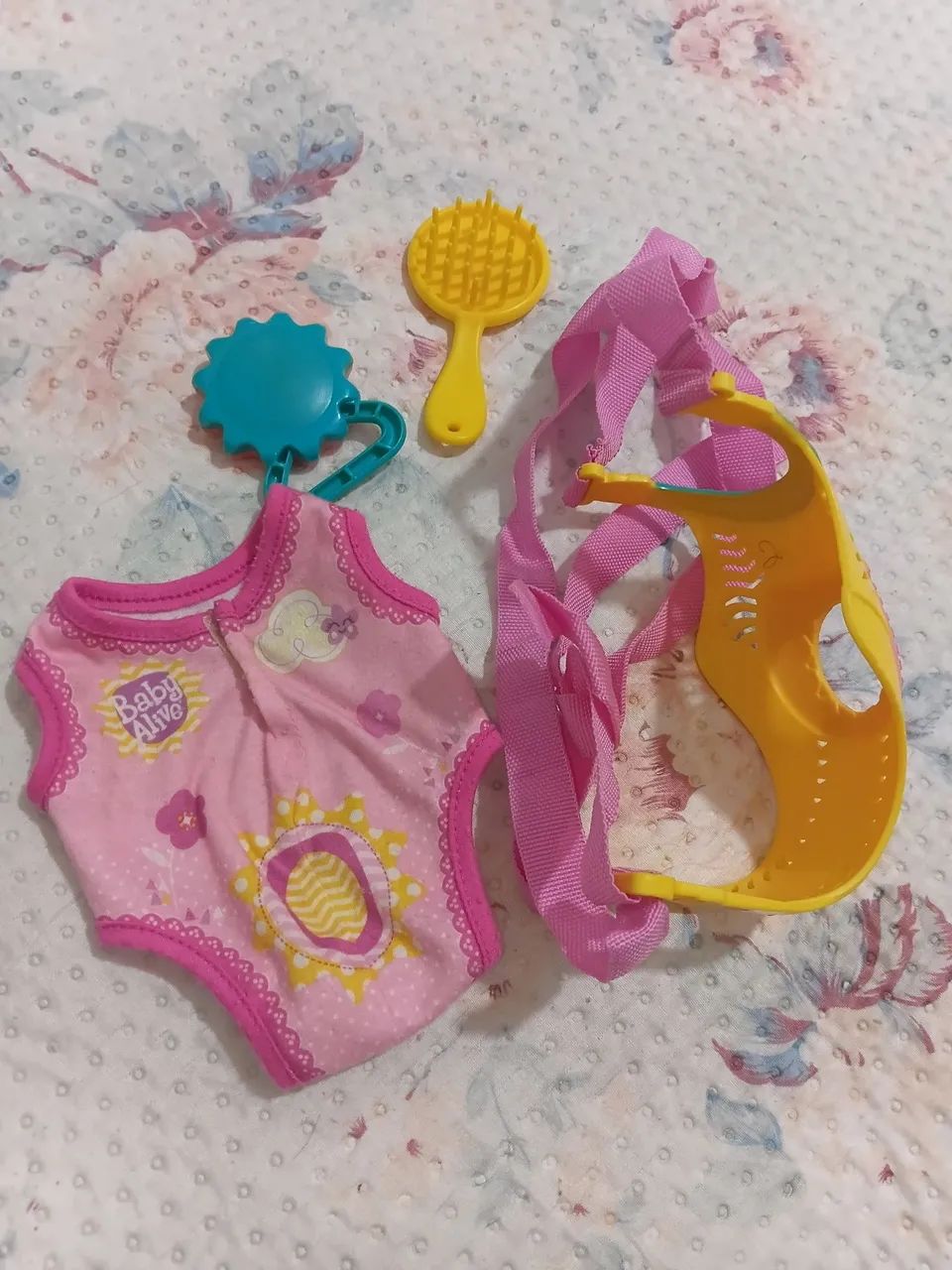 Kit de boneca baby alive que engatinha  - Foto 2