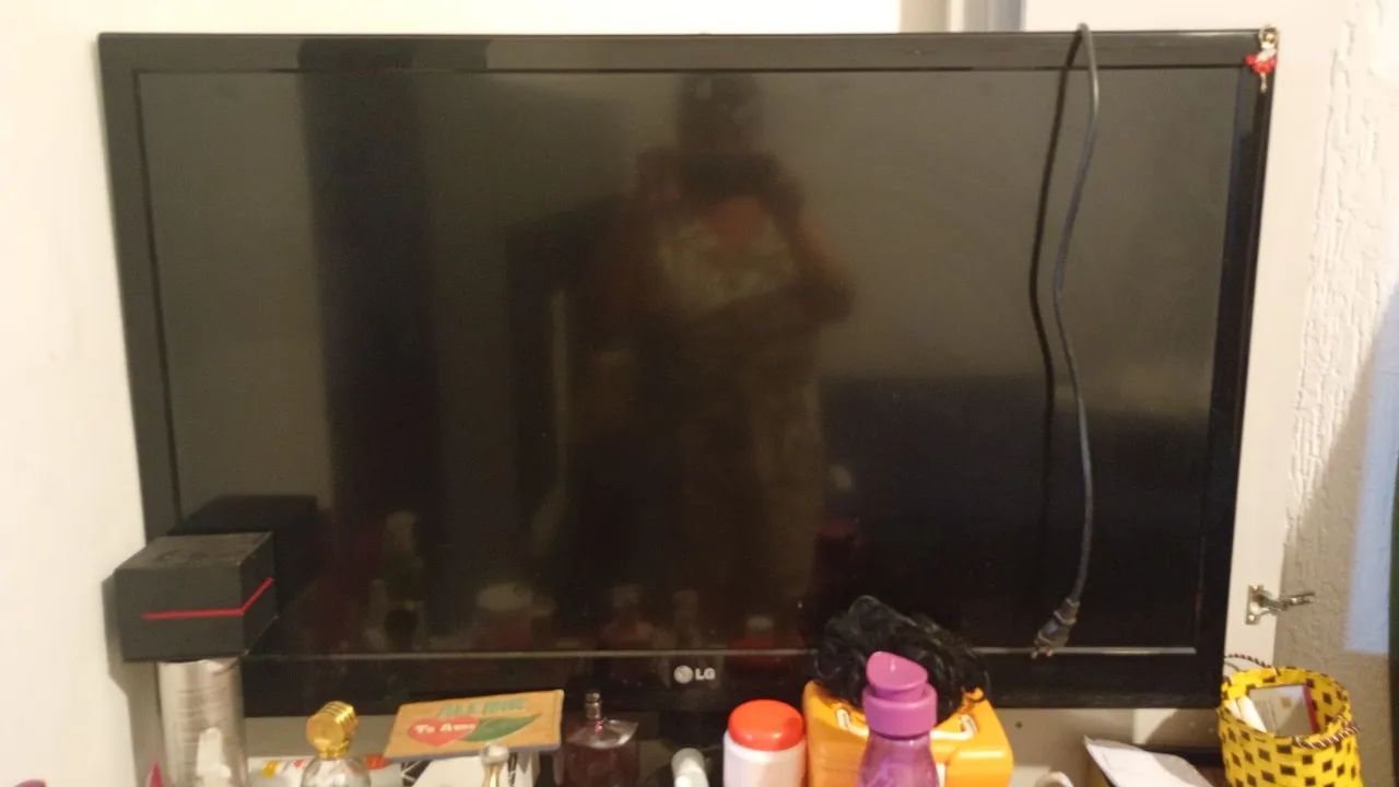 Televisão 42 LED não e smartv 500
