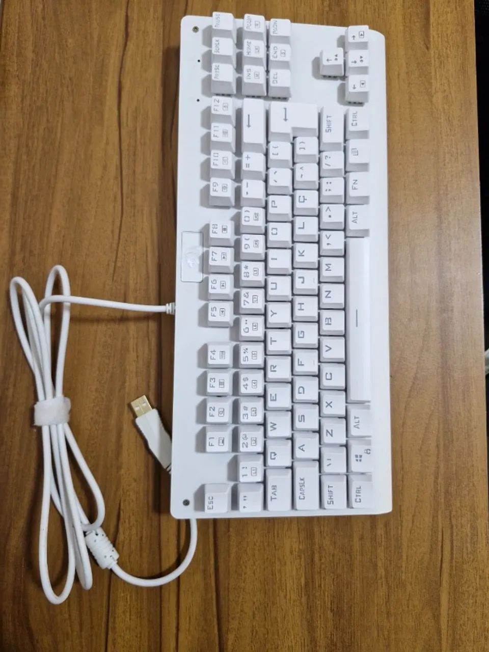 Teclado Redragon 75% RGB Branco