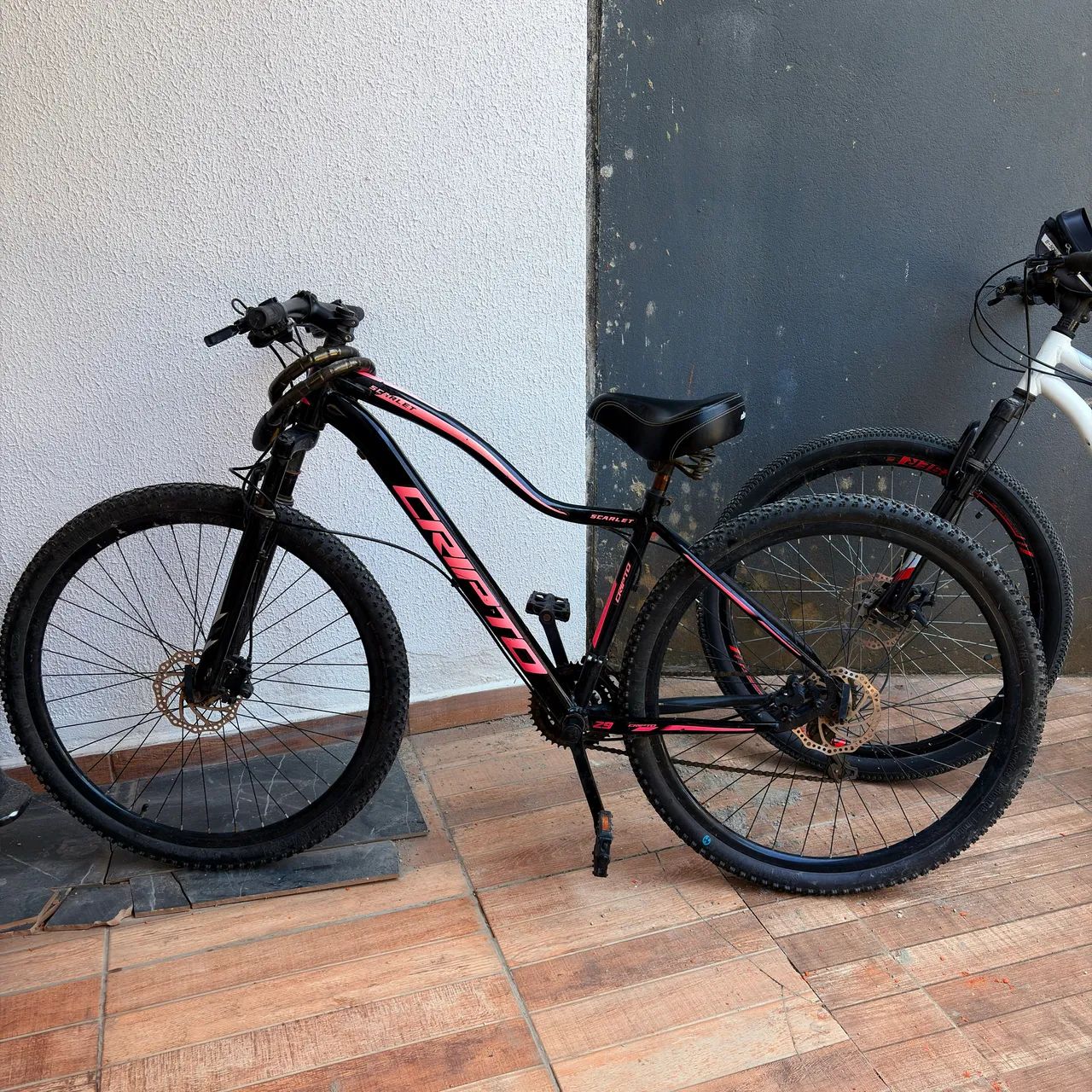 Vende-se bicicleta aro 29  - Foto 5