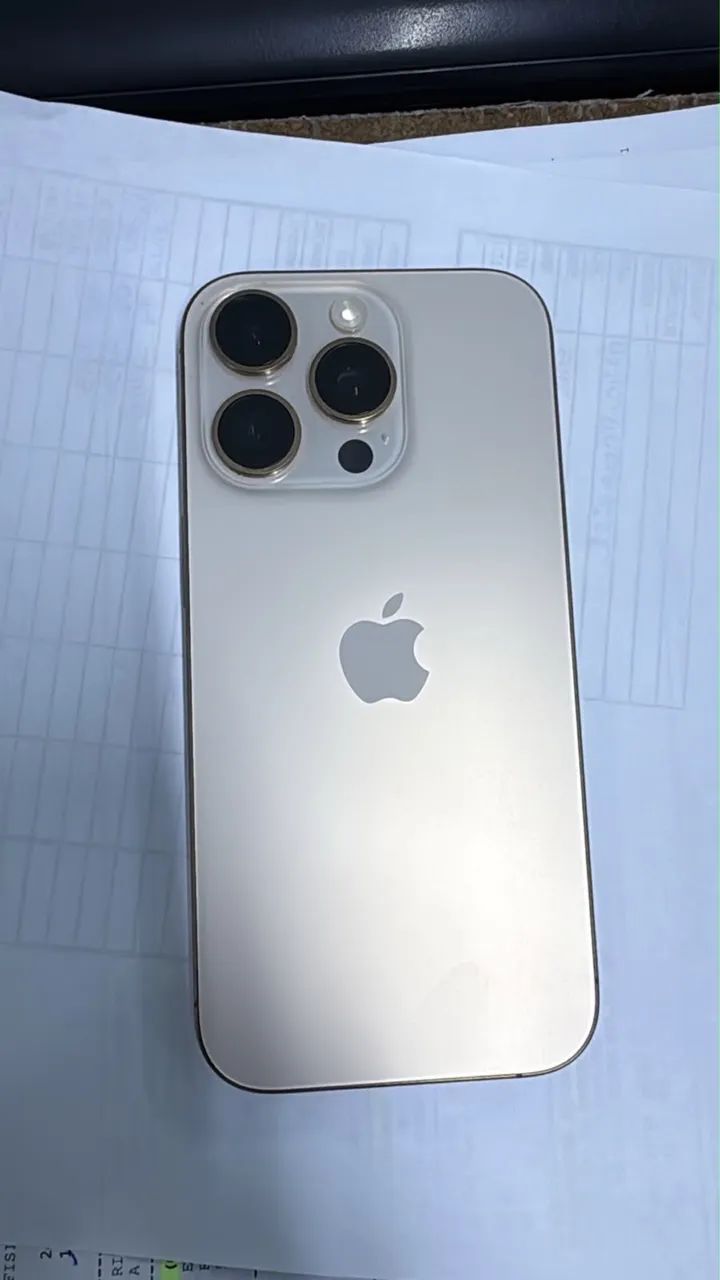 iPhone 16 pro  - Foto 2