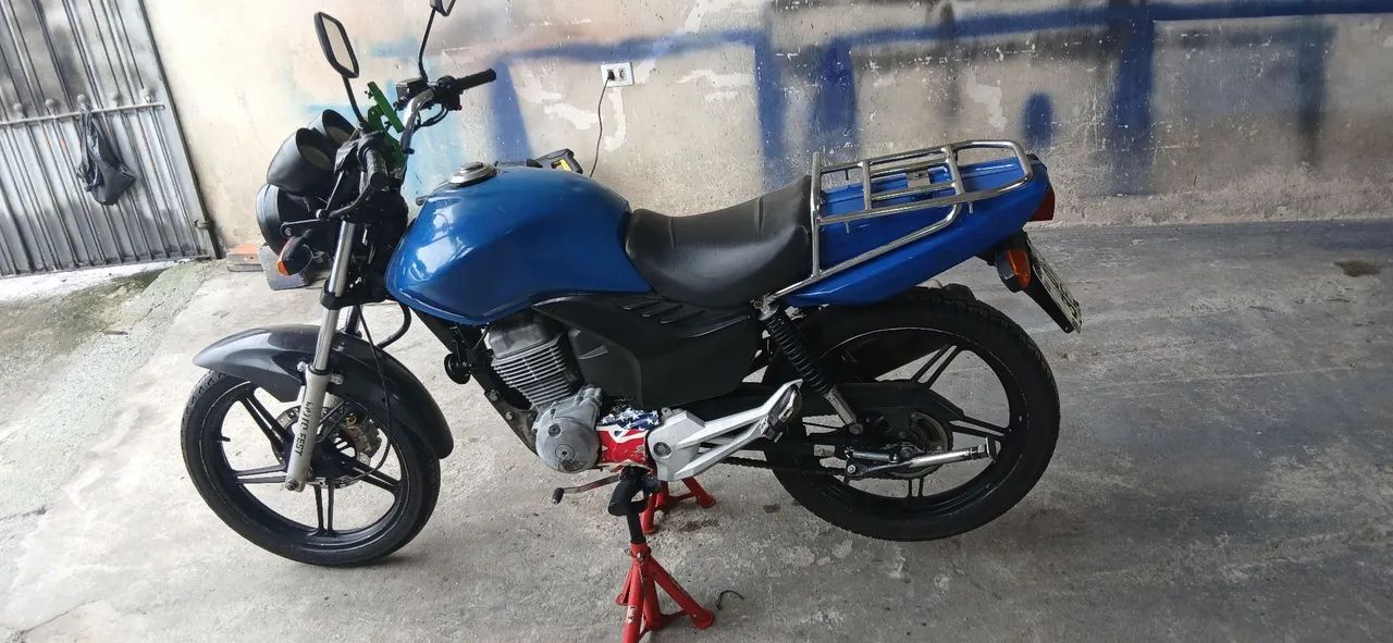 Cargo 2014 impecável 