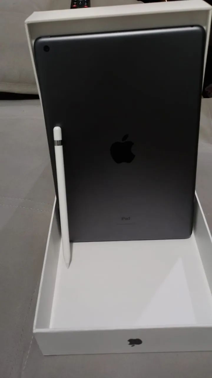 iPad 9ª Geração 64GB Cinza Espacial + Apple Pencil + Caixa