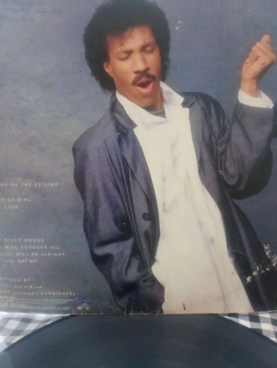 LP. LIONEL RICHIE "DANCING IN THE CEILING" 1986   - Foto 4