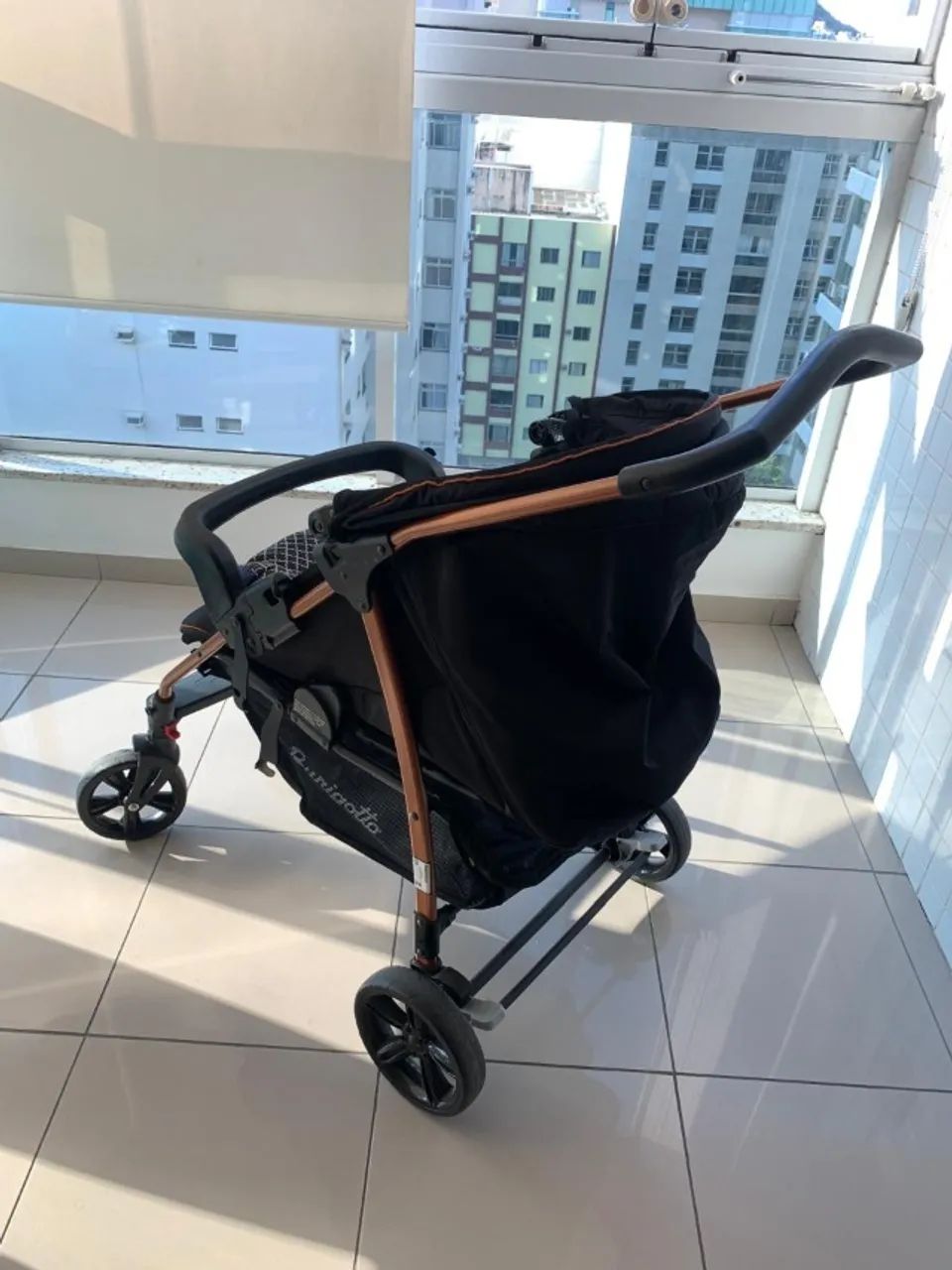 Carrinho Burigotto Ecco SEMINOVO + bebê conforto c/ BASE mesma marca - Foto 3