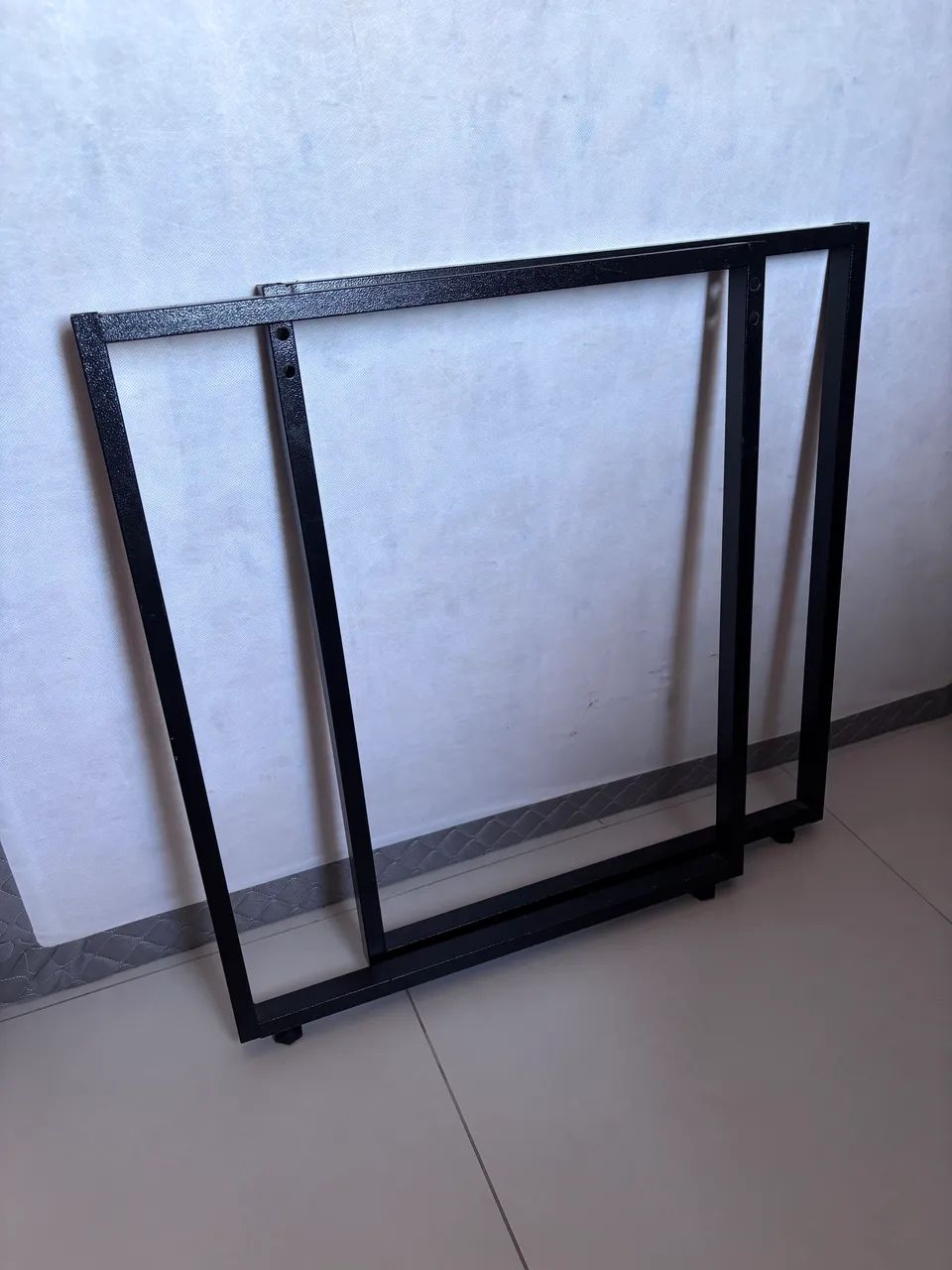 Pés de mesa estilo industrial 