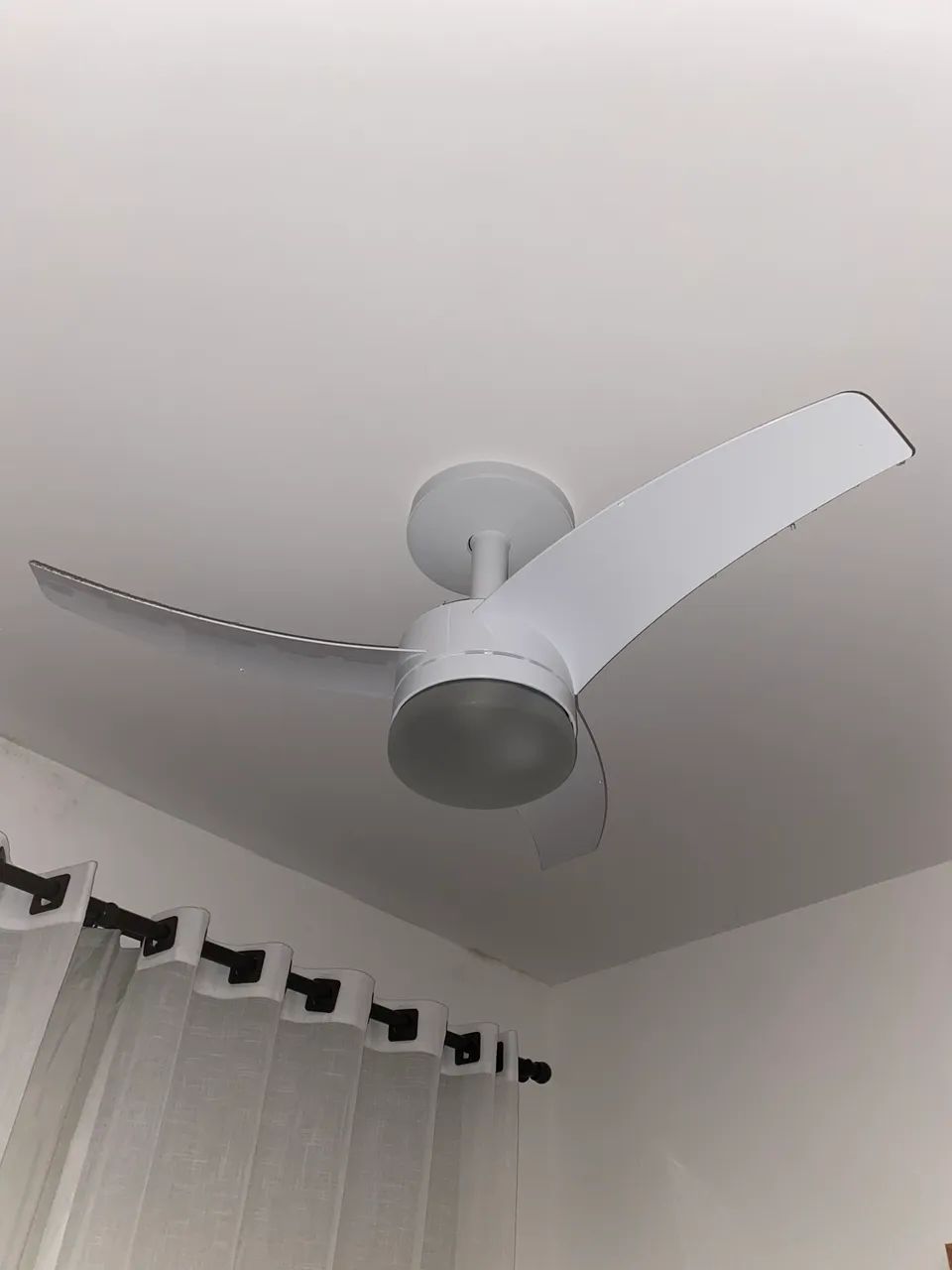 Ventilador de teto Arno