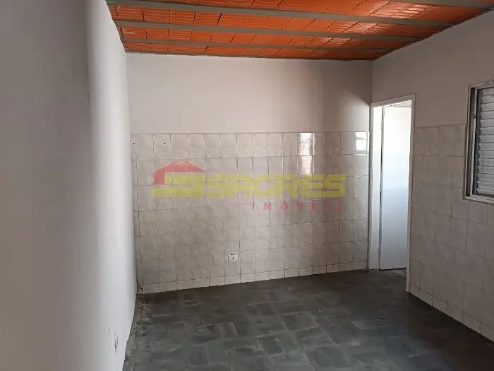 Galpão 300 m² com 150m² de vão livre - Foto 4