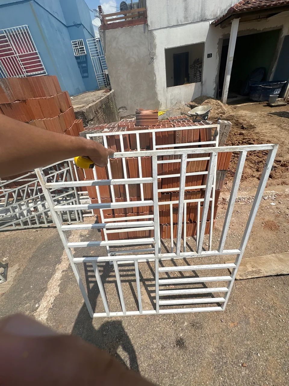 Janela 1m por 1,20m + grades - Foto 4