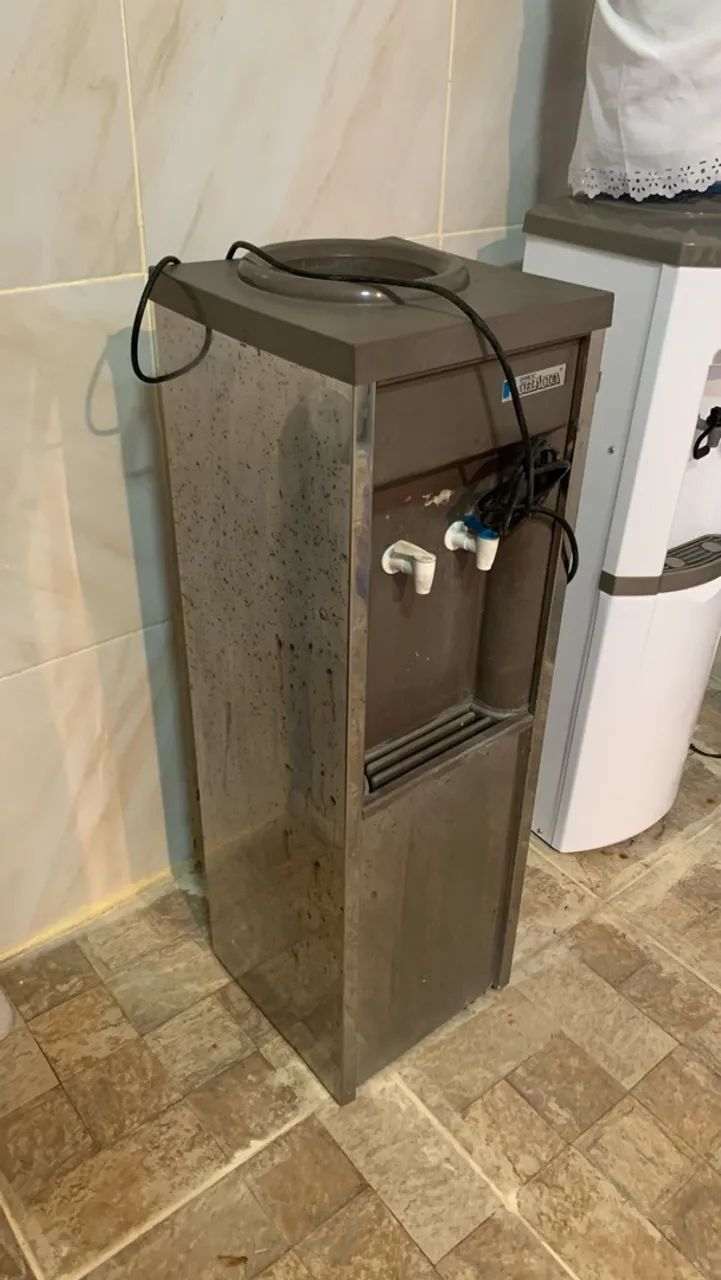 Gelágua funcionando - pra vender rápido!  - Foto 2