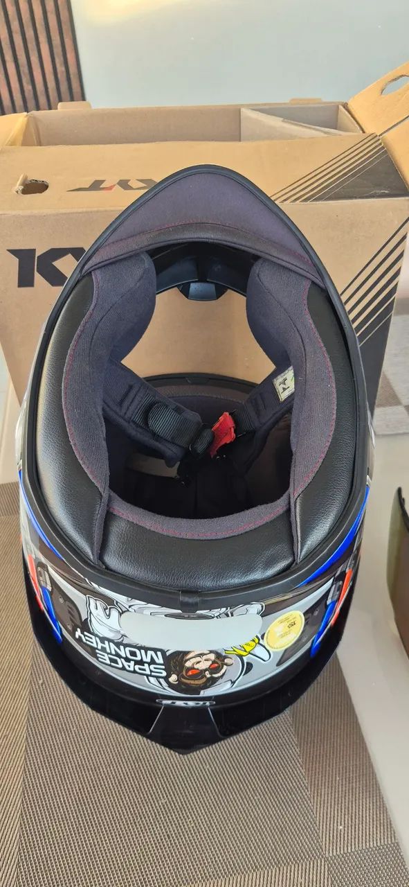 Capacete kyt tt course ratthapark