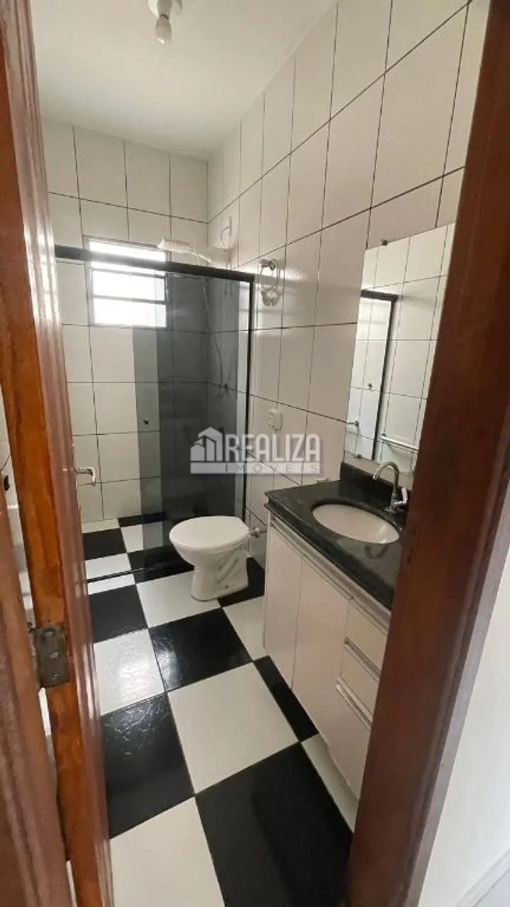 Casa à Venda no Bairro Oneida Mendes - Uberaba - Foto 5