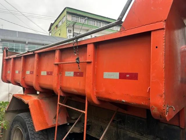 MB 1113 Basculante + cab suplementar  - Foto 4
