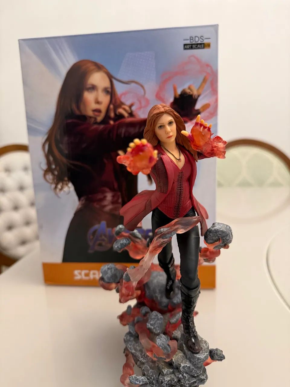 Iron Studios Feiticeira Escarlate/Scarlet Witch Marvel Vingadores 1/10
