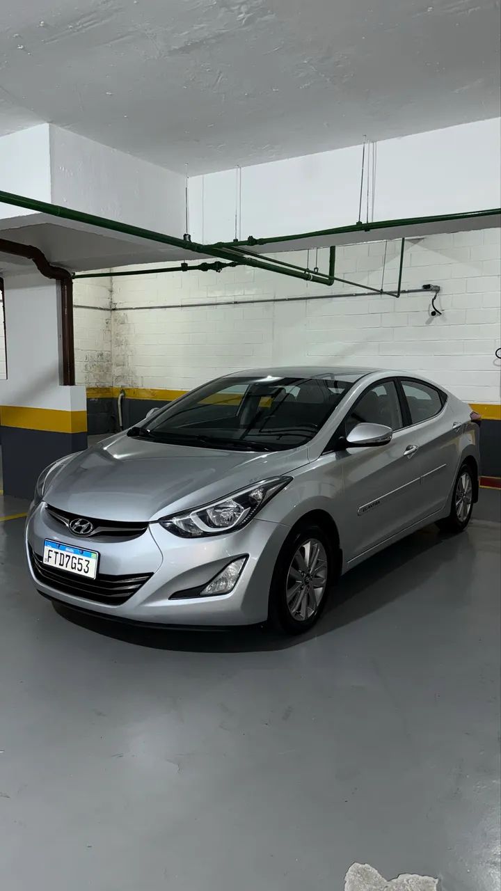 Hyundai Elantra Elantra GLS 2.0 16V Flex Aut. 2015