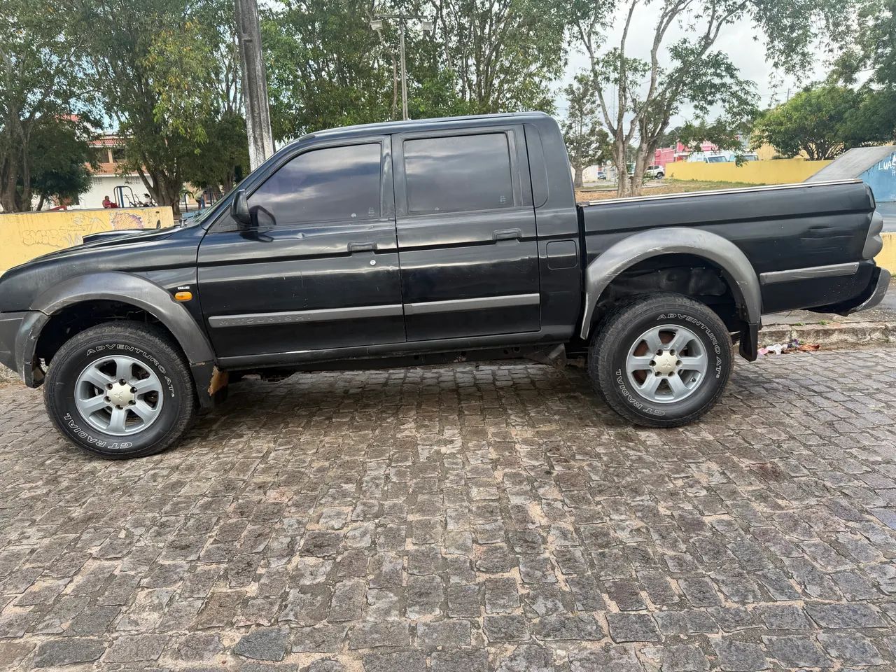 Mitsubishi L200 L200 OUTDOOR GLS 2.5 4X4 CD TDI Diesel 2010