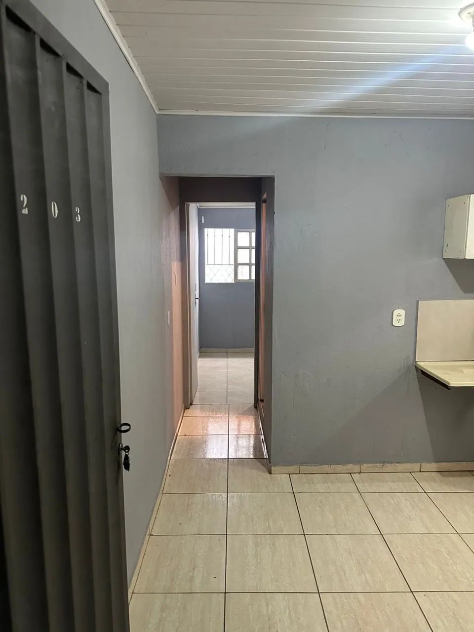KITNET PARA ALUGUEL - R$ 700,00 - Foto 4