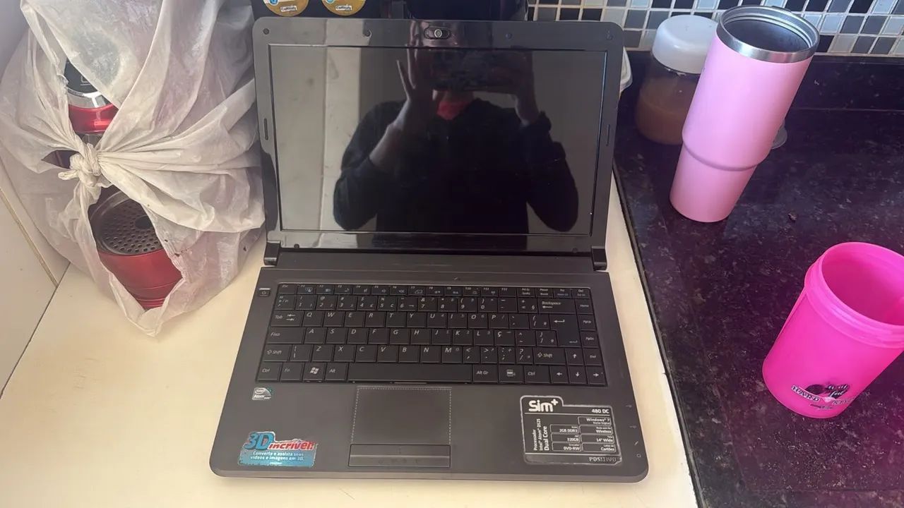 Vendo um notebook positivo 