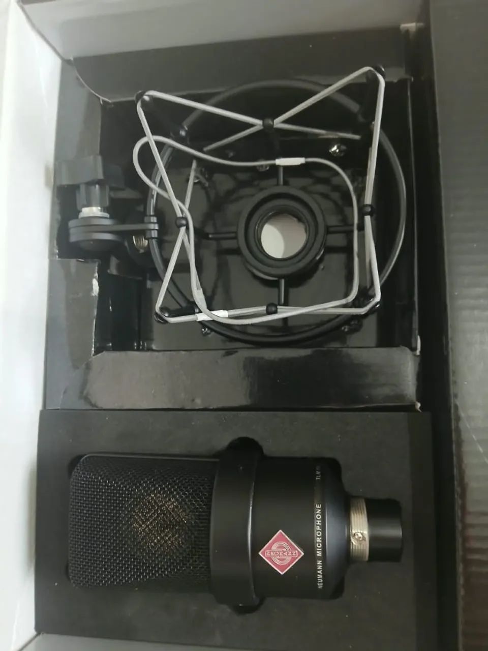 2 microfones Neumann TLM 103 
