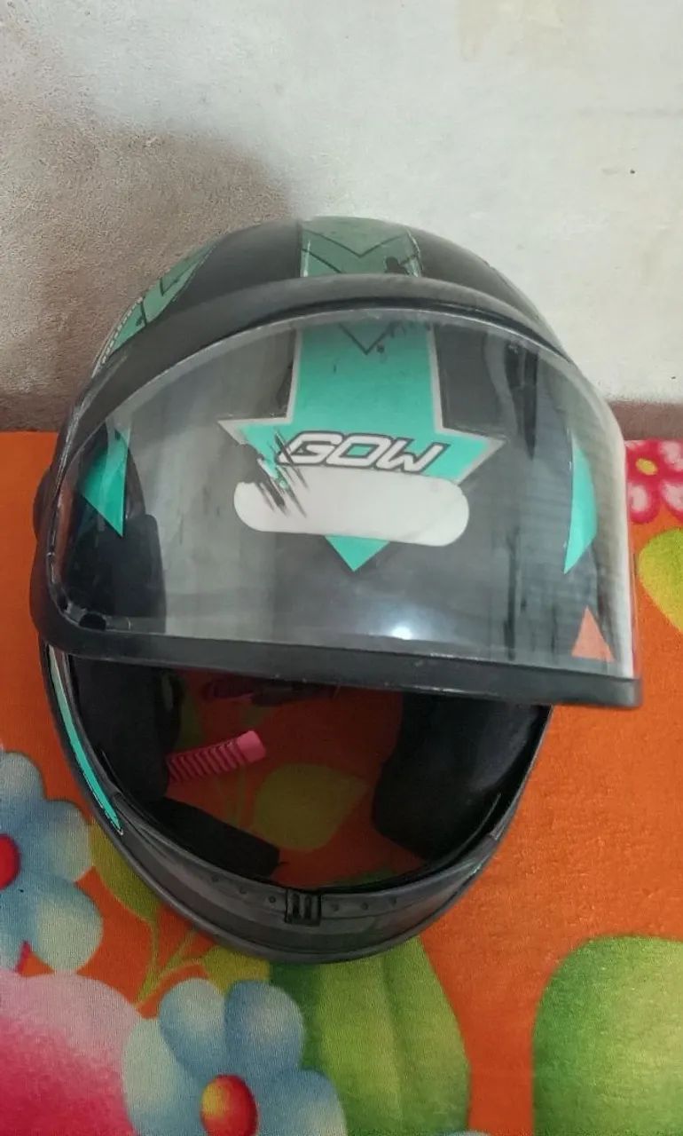 VENDO CAPACETE 