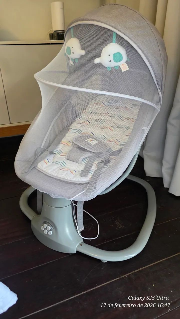 Cadeira de balanço infantil Techno Elétrica Mastela Cinza - Foto 3