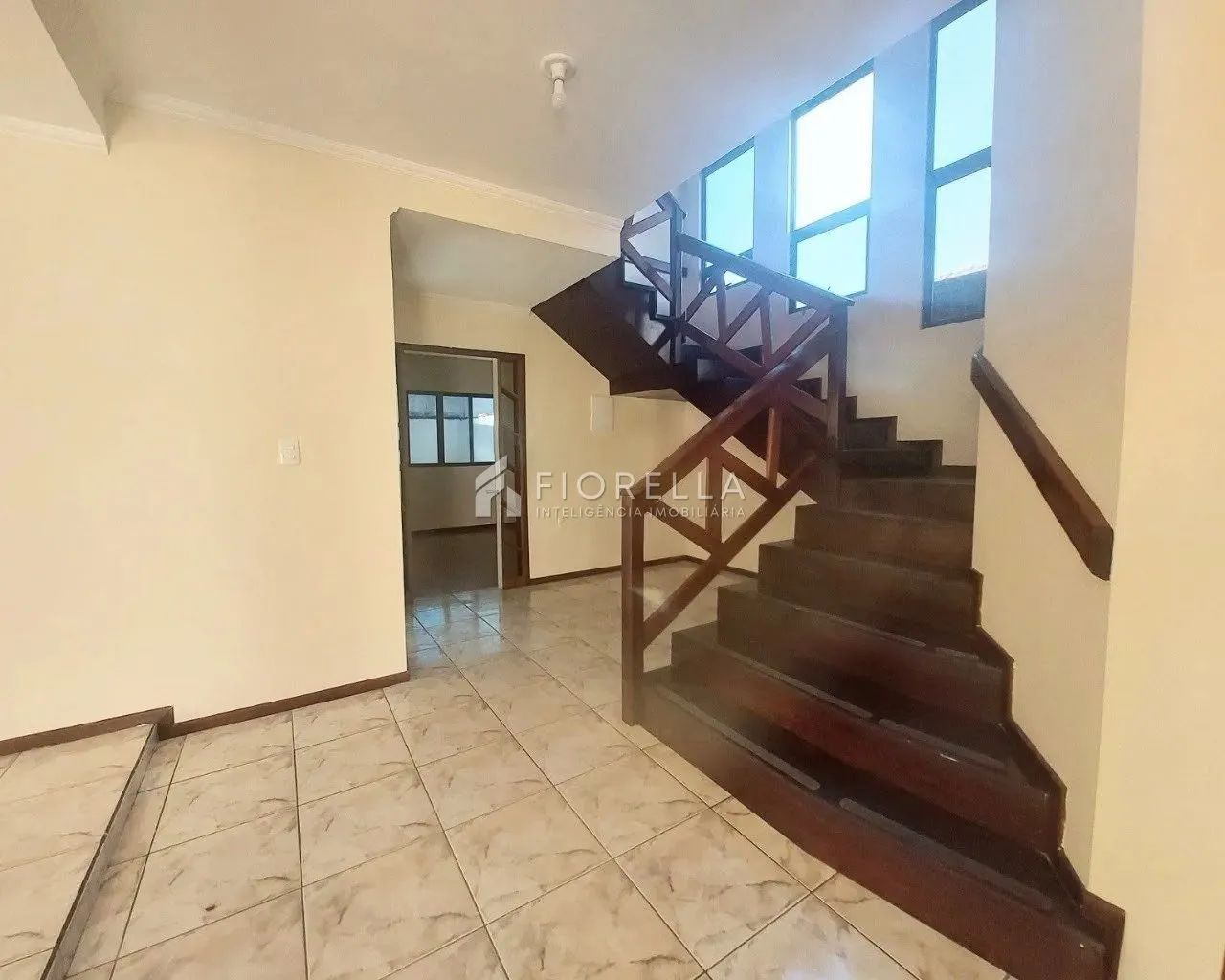 Casa 05 dormitórios no bairro Passa Vinte, Palhoça. - Foto 4