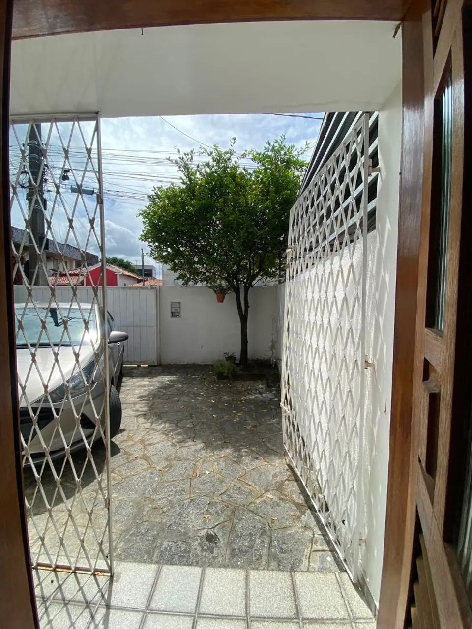 OPORTUNIDADE!!! Vendo Excelente Casa no Bairro ( Centro) - Foto 3