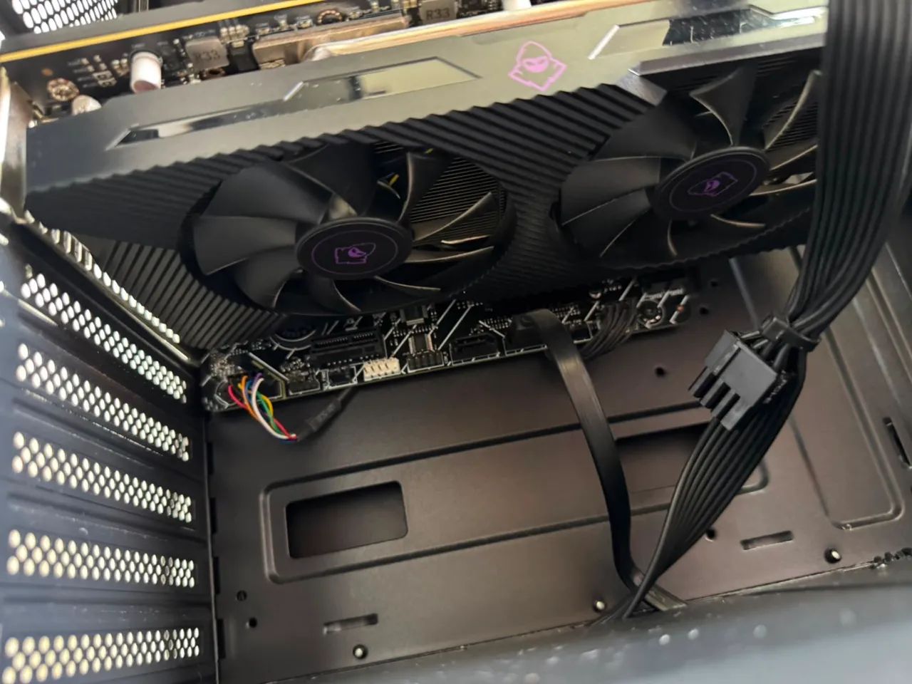 Placa de video Rx 5600 - Foto 2