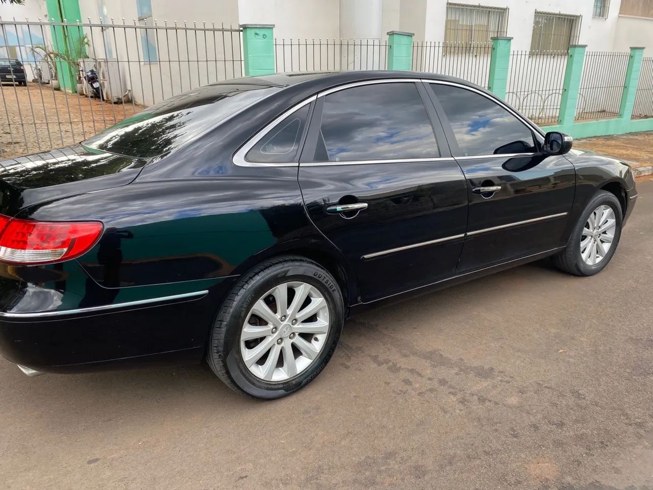 Hyundai Azera AZERA GLS 3.3 V6 24V 4p Aut. 2010