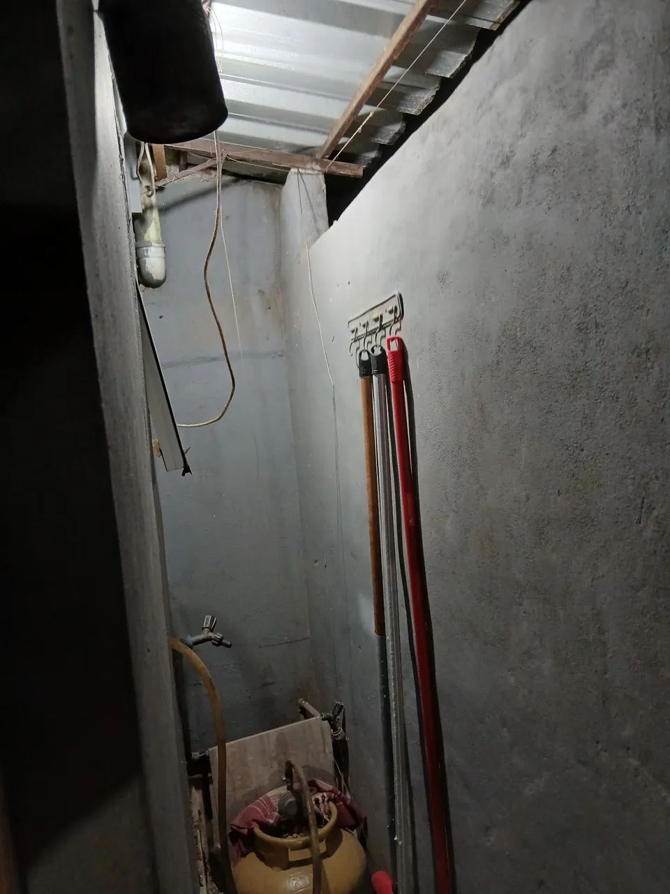 Vendo casa estilo kitinete  - Foto 5