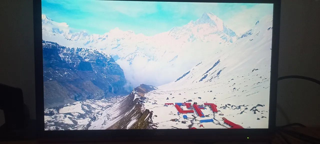 Monitor gamer AOC | 24" polegadas 144Hz | - Foto 4