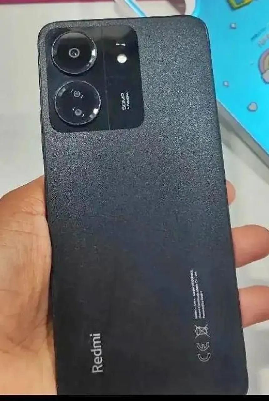 Vendo um celular Redmi 13c 