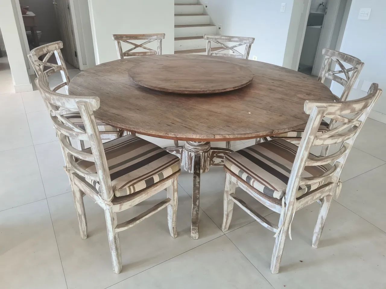 Mesa redonda rústica 