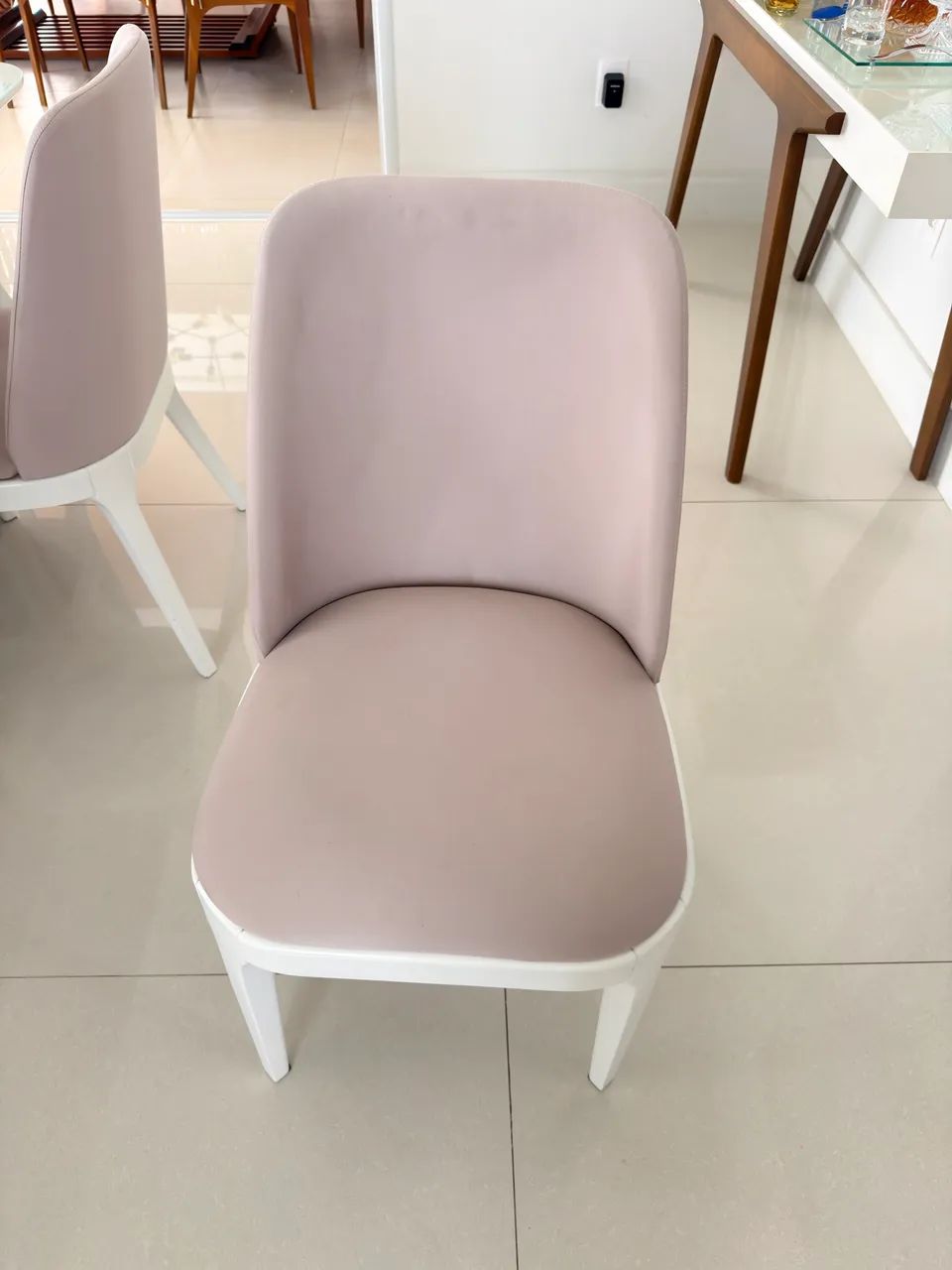 Mesa com 8 cadeiras  - Foto 3