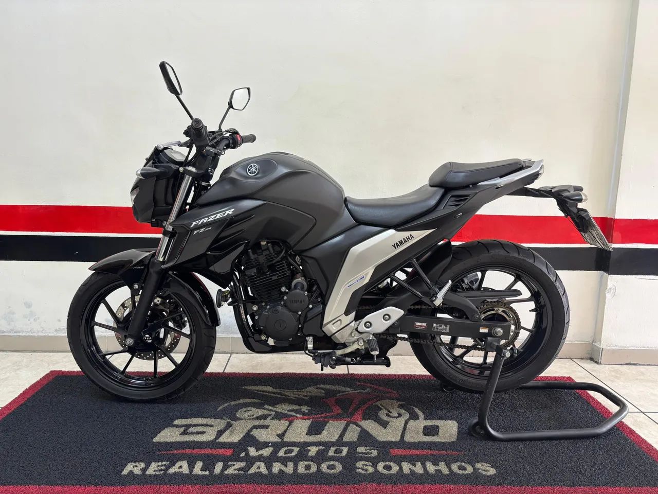 FAZER 250c 2023  ABS   MUITO NOVA  (DIVIDO EM 21x NO CARTÃO ) - Foto 5