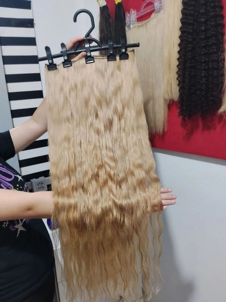 MEGA HAIR APLICAÇÃO E MANUTENÇÃO 