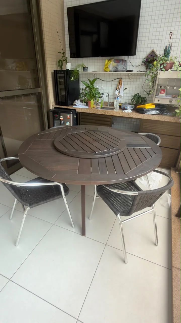 Mesa de Varanda com 4 cadeiras  - Foto 2