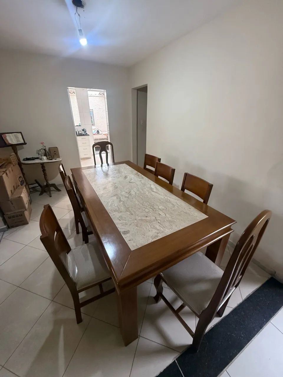 Mesa com 8 cadeiras  - Foto 3