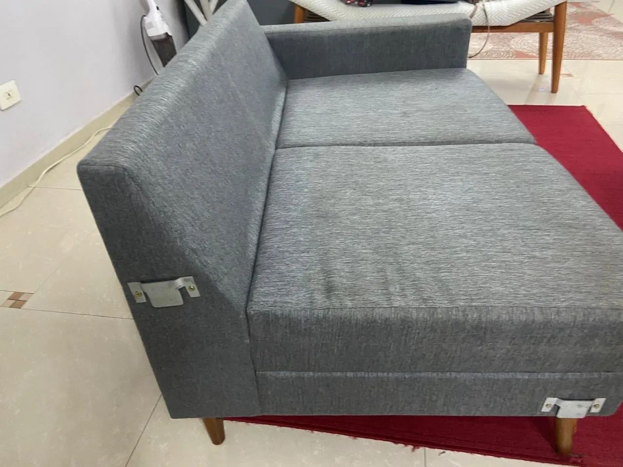 Sofá cinza 3 lugares com Chaise - Foto 3